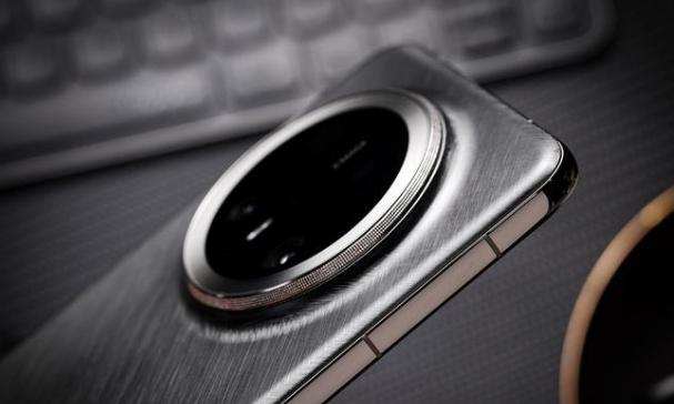 2025年国家补贴真给力!华为Mate70补贴15%,iPhone16补贴1500元