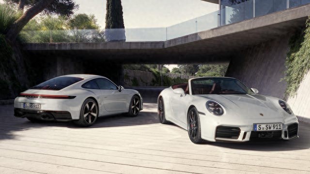 2025 款保时捷 911 Carrera S 现拥有 473 马力,但取消手动挡选项