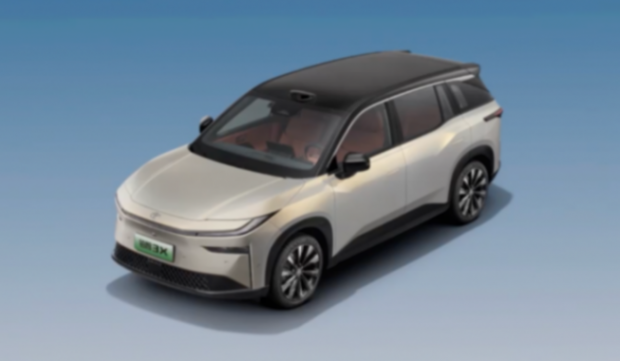 买这些车都要排队,盘点2025上半年最抢手的新车