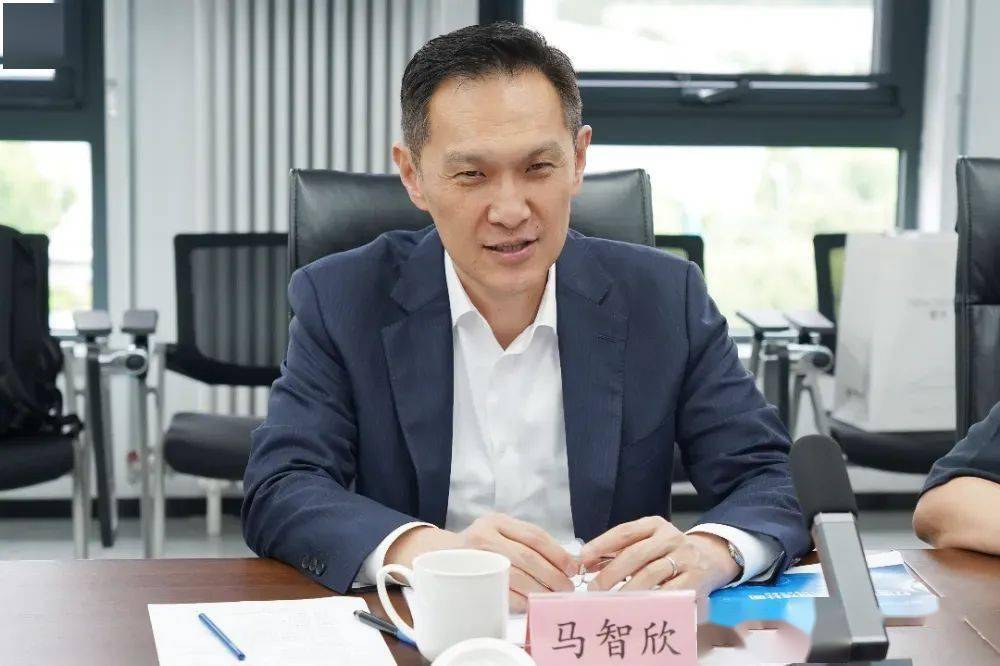 日产汽车公司执行委员会成员、日产中国管理委员会主席、东风汽车有限公司总裁马智欣一行到访中国汽车工程学会