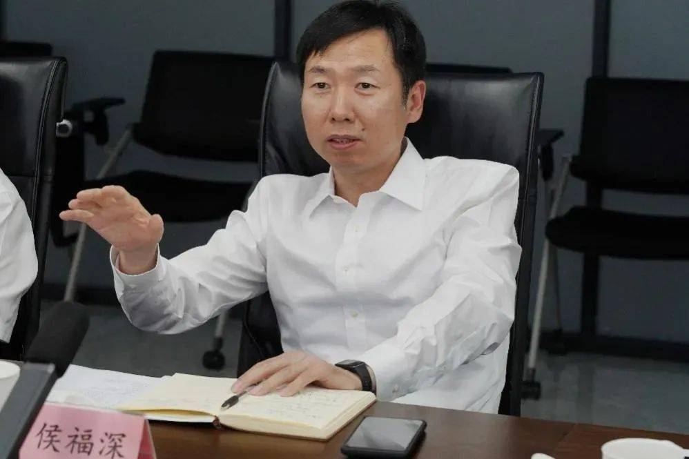 日产汽车公司执行委员会成员、日产中国管理委员会主席、东风汽车有限公司总裁马智欣一行到访中国汽车工程学会