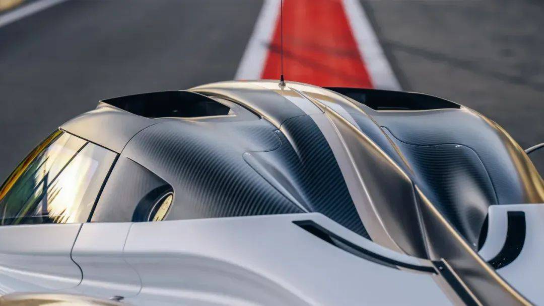 帕加尼Huayra R Evo Roadster,只为赛道而生