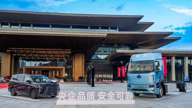 20万内买不到插混大MPV?风行星海V9越享17.99万起,配置拉挺满