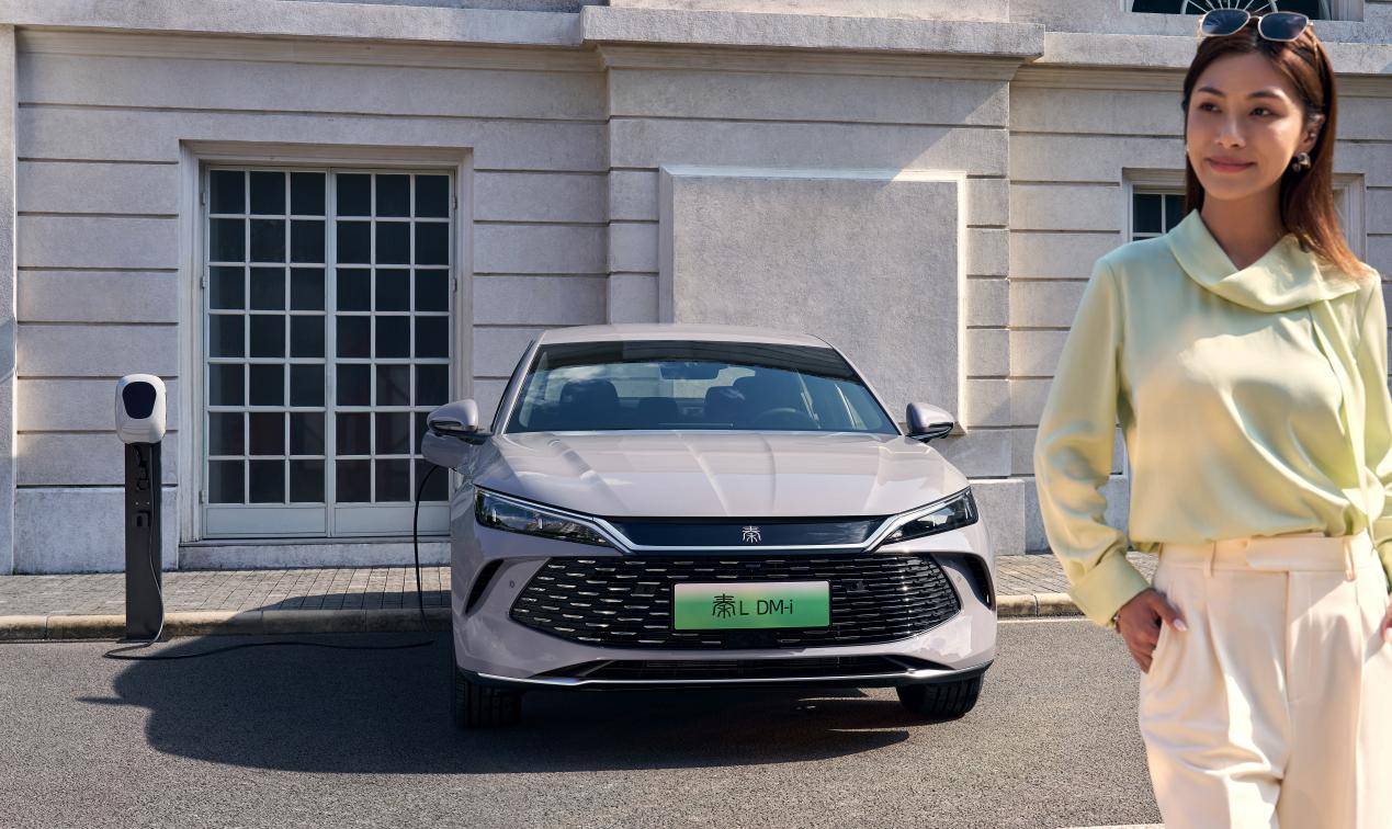 中级轿车油耗进入“2时代” 2026款秦L DM-i限时9.28万起