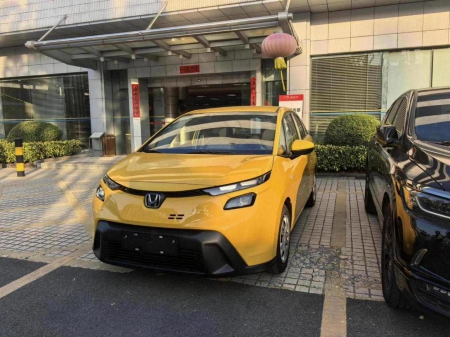26款本田飞度到店,全新造型+大屏,1月15日上市/定位8万级以下?
