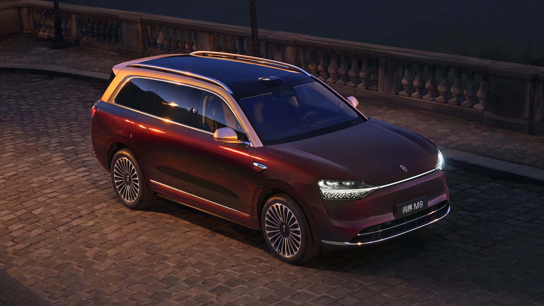 热销超11.8万台,问界M9依然在展现统治力