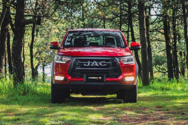 逆势破局!江淮皮卡2025年销超6万,保持行业领先