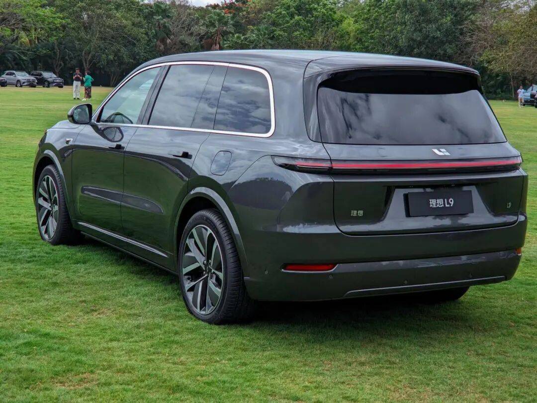 小鹏GX:全新的豪华仪式感你接受吗?