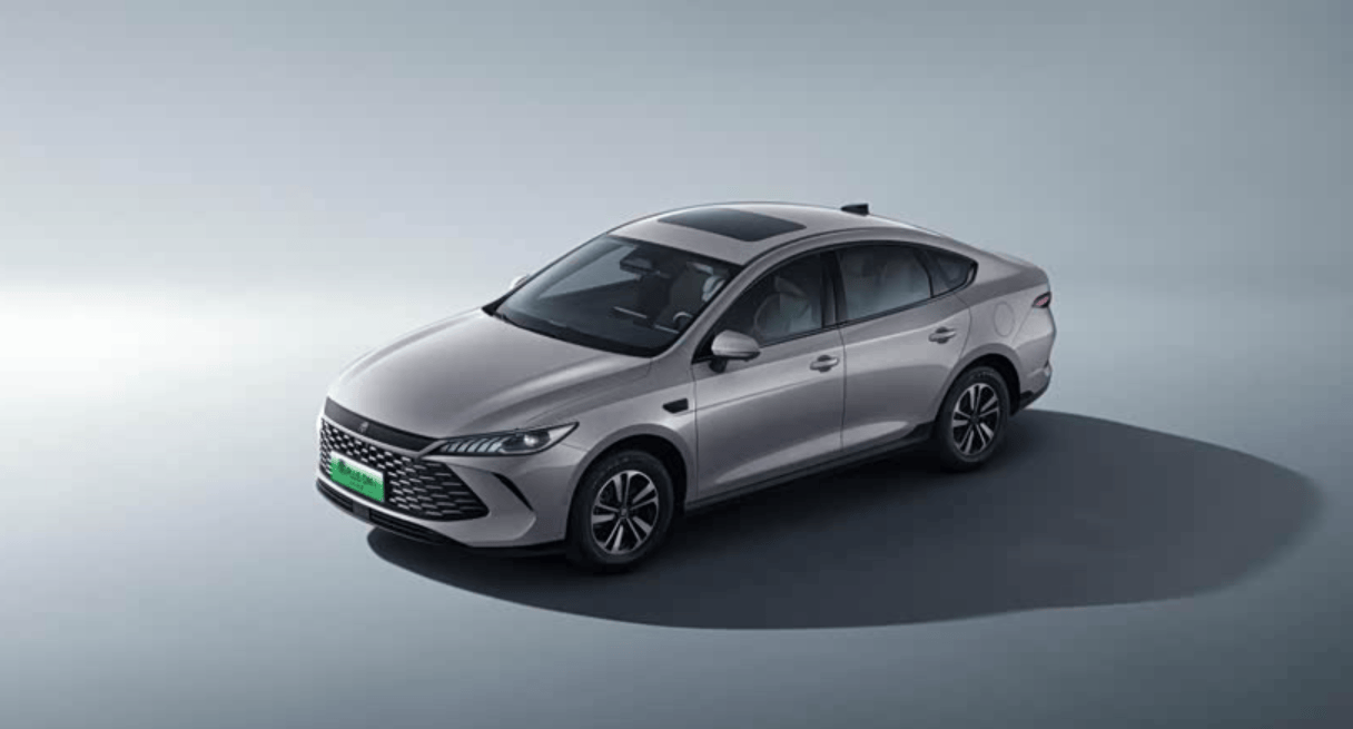 国民家轿颠覆者,比亚迪秦PLUS DM-i用技术破局