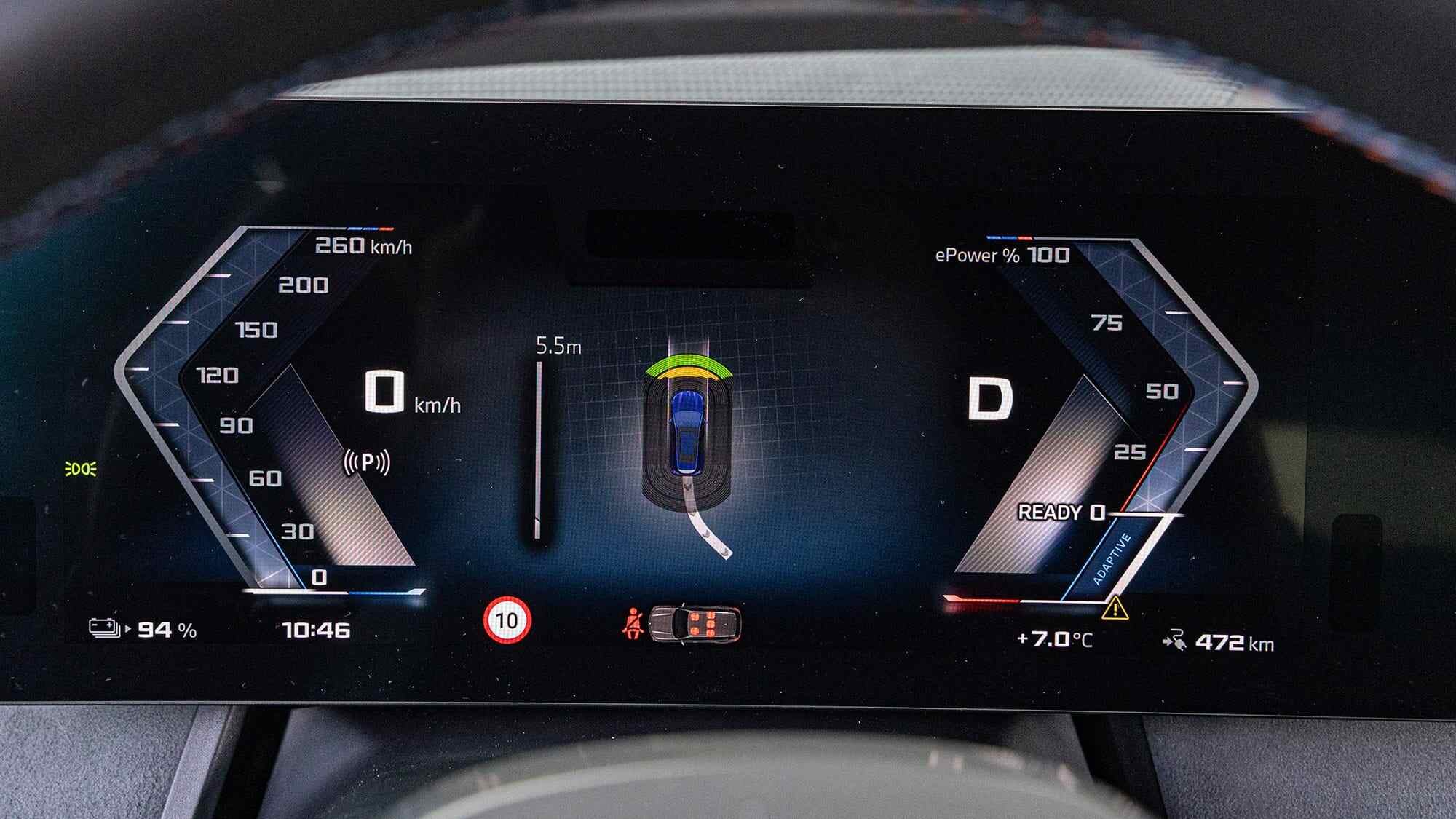驾驶BMW iX M70的体验,竟然能秒杀大部分跑车