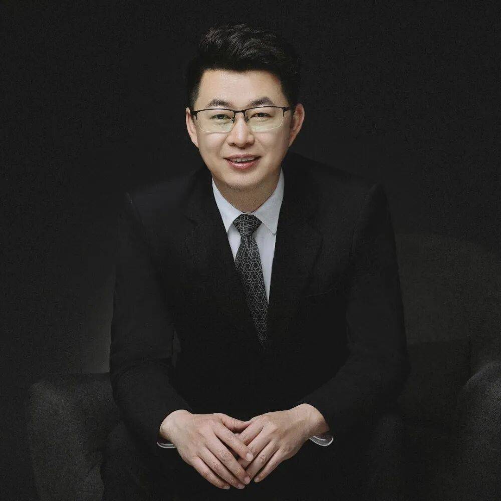 覆盖智驾座舱到销售营销,华为系高管成了车企“香饽饽”25位前高管占领汽车行业,CEO就干出4位