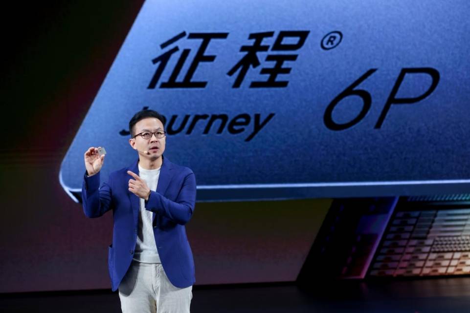 iCAR V27上市:地平线HSD加持,硬派SUV终于“懂路”了