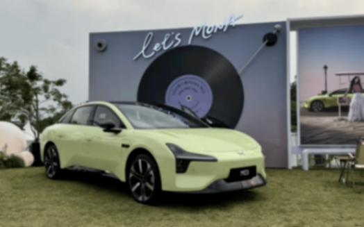 新款小鹏MONA M03价格不变,智驾对标50万级车