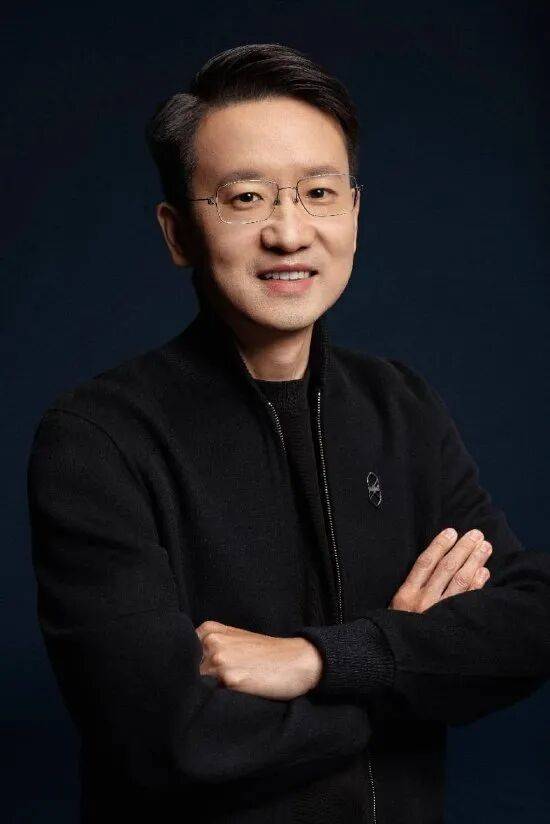 【独家】对话智界郭锐｜一位算法专家，在汽车工厂里重新理解AI