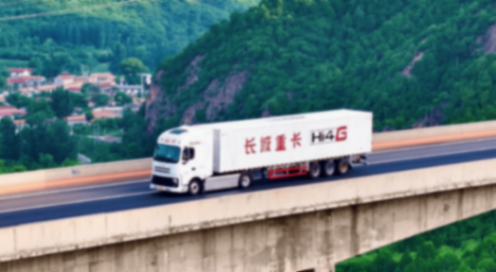 长城商用车向国内头部快递公司完成100台长城混动重卡G970单驱版车型的批量交付