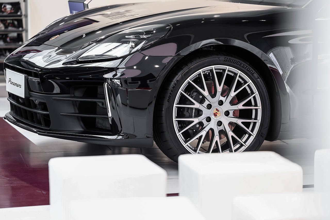 保时捷Panamera 尽享版正式到店,以专属配置诠释品质生活新境界