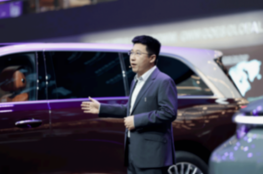 聚焦打造中国豪华汽车全球旗舰标杆,魏牌V9X亮相北京车展