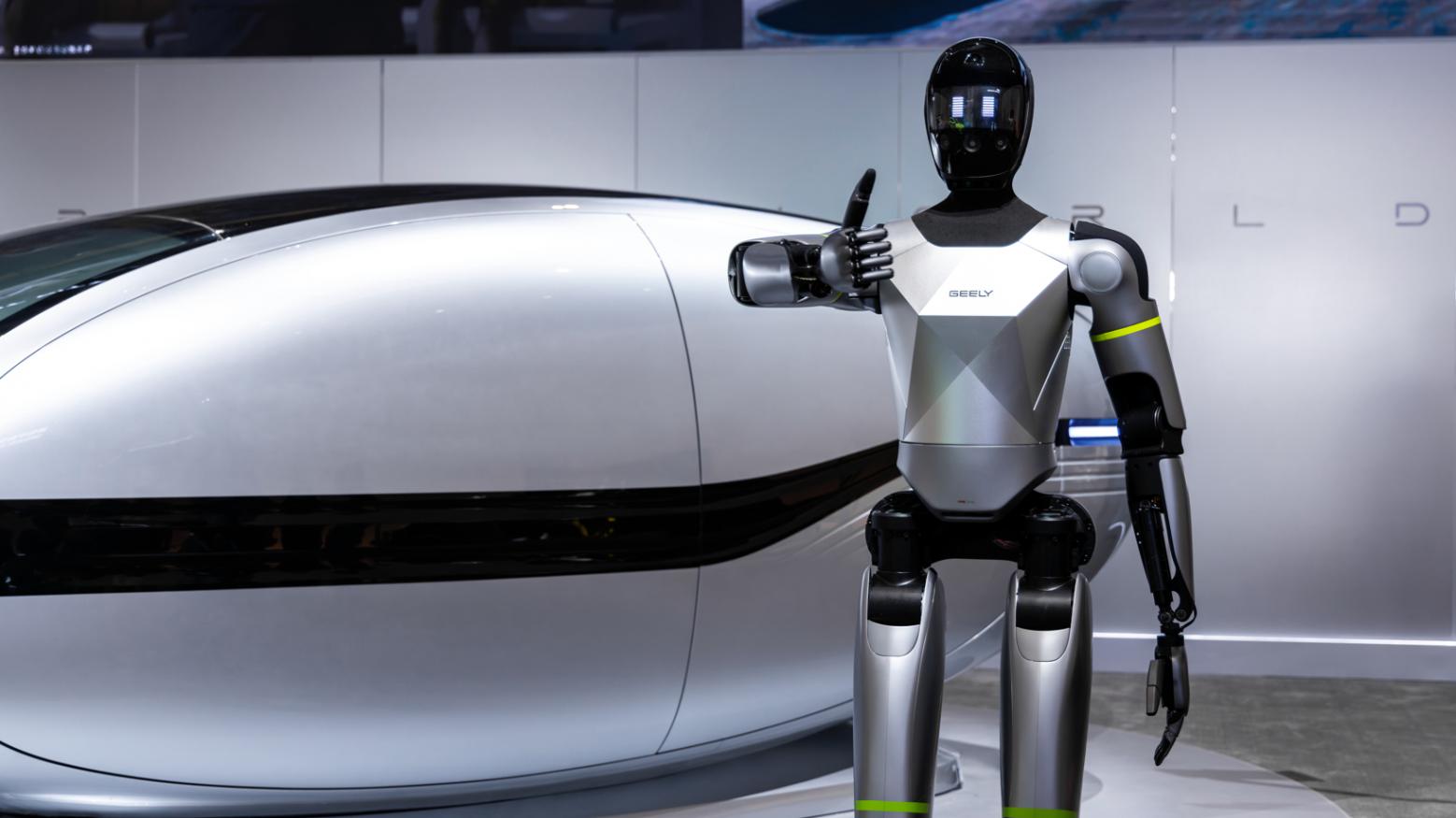 全面迈入全域AI 2.0时代，吉利汽车集团发布中国首款原生开发「Robotaxi」原型车Eva Cab